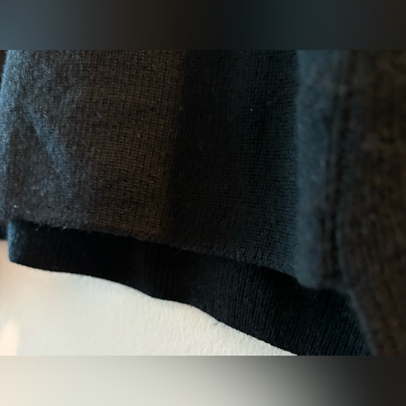 Eileen Fisher 100% Extra Fine Merino Wool Black Sweater Size MP - Picture 5 of 9